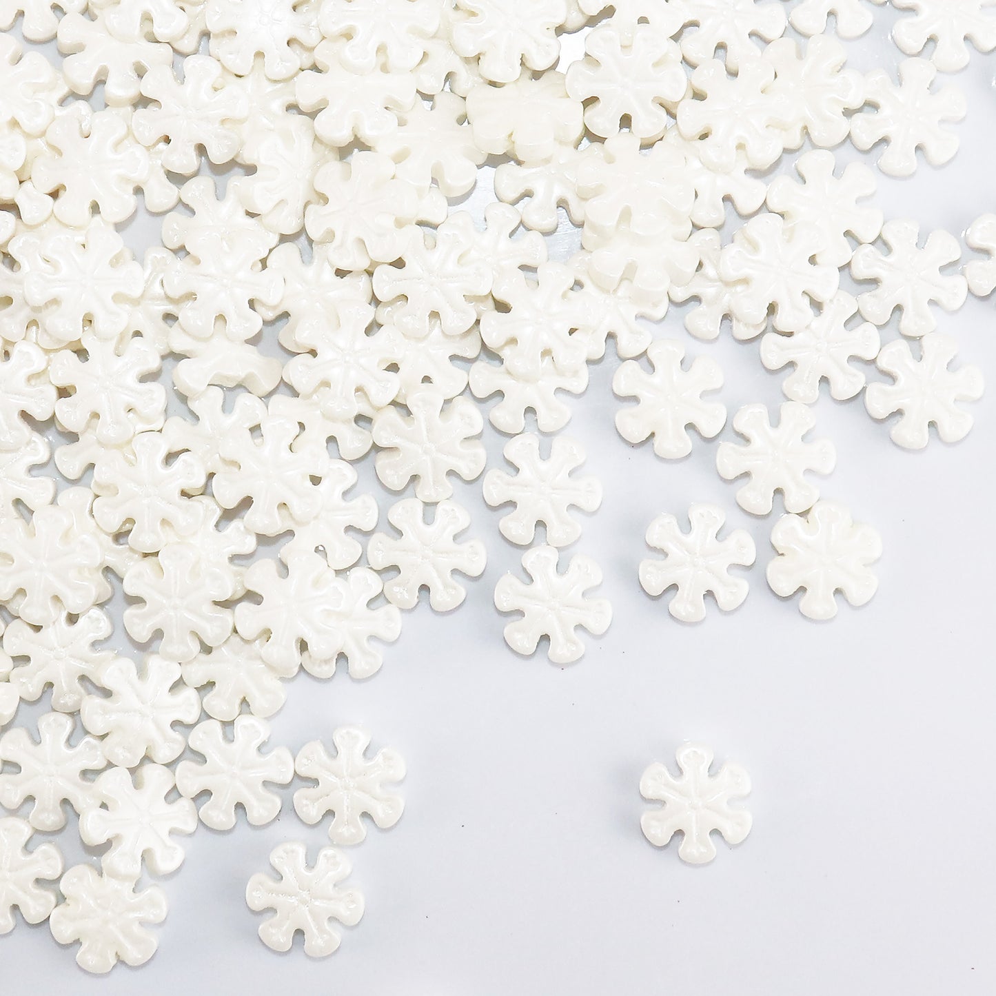 Pearl White Snowflake Candy Shapes | 70G