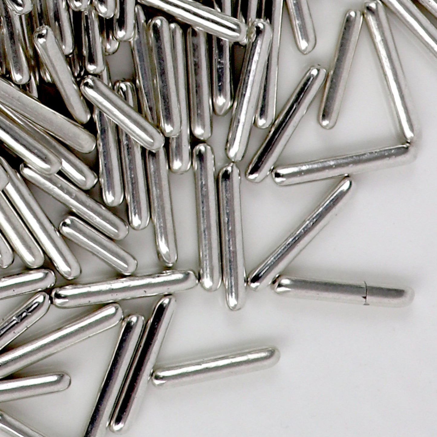 Shiny Silver Cachous Rods | 85G